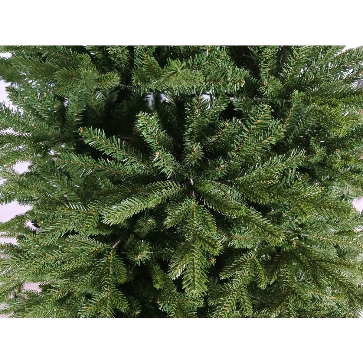 Fraser Hill Farm 7.5 ft. Oregon Pine Christmas Tree, FFOP075-0GR